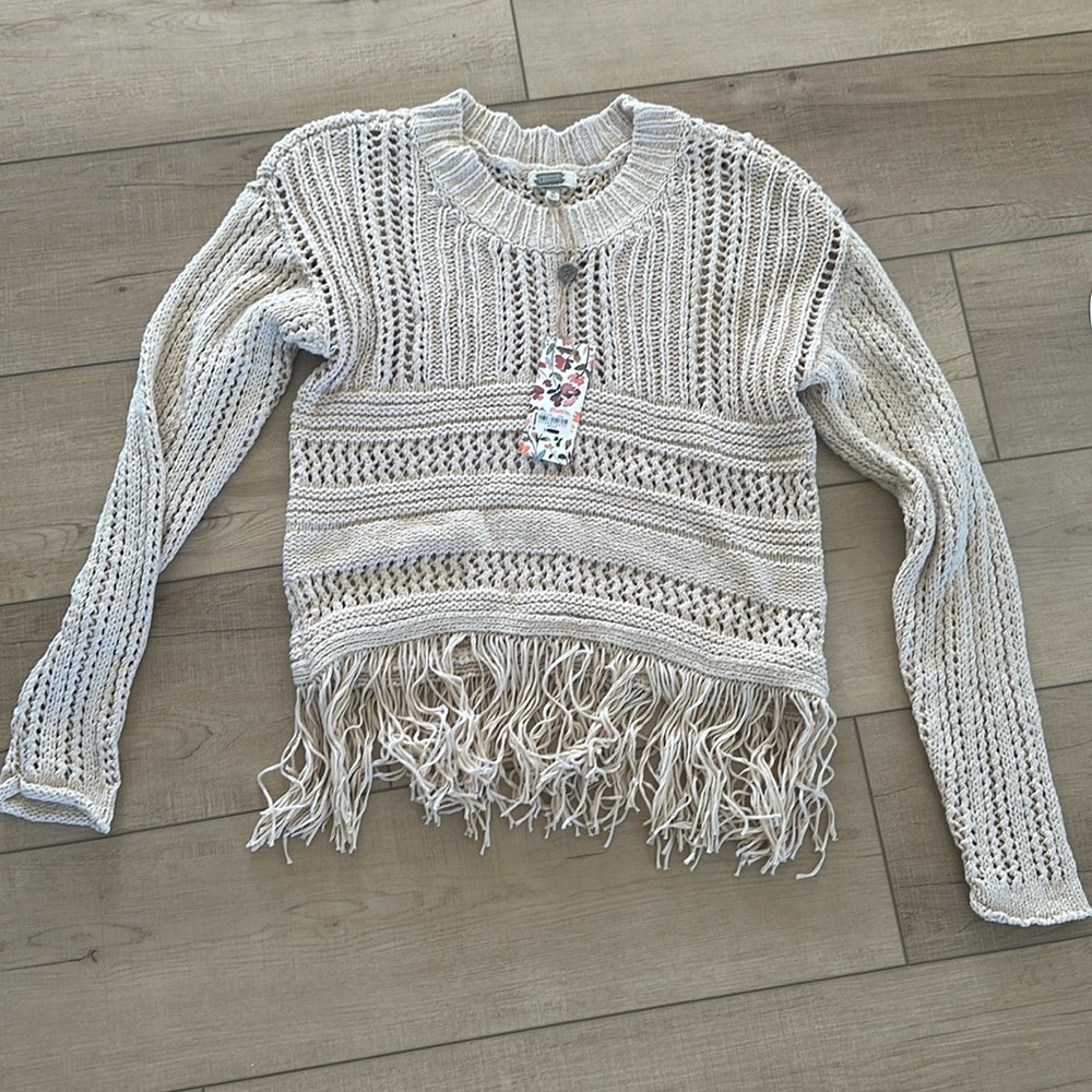 Medium Fringe Knit Boutique Top